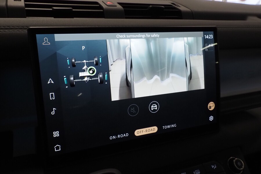 Land Rover Defender vaihtoauto