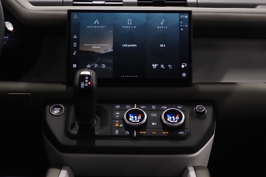 Land Rover Defender vaihtoauto