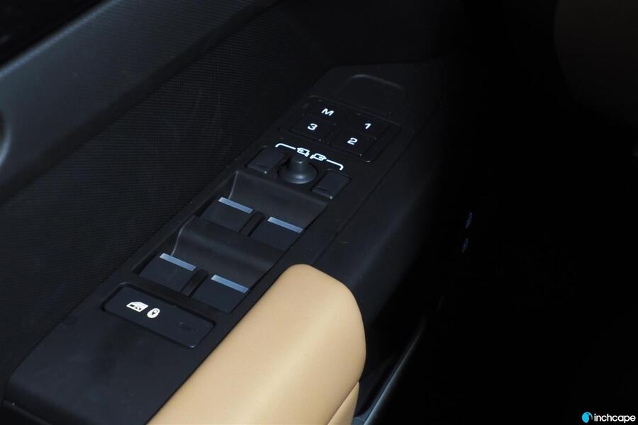 Land Rover Defender vaihtoauto