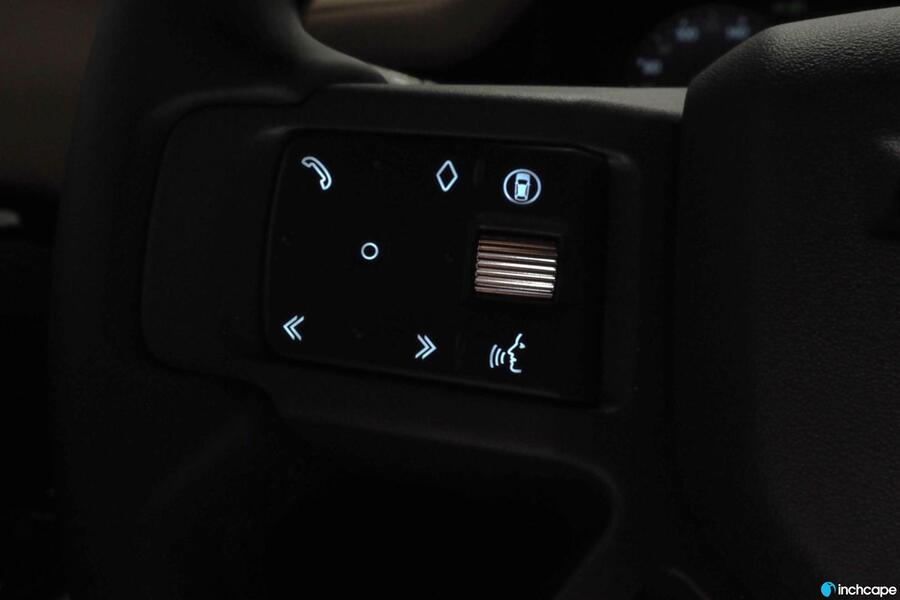 Land Rover Defender vaihtoauto