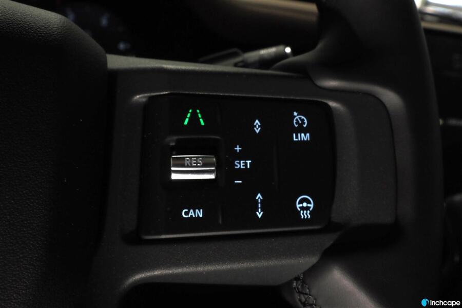 Land Rover Defender vaihtoauto