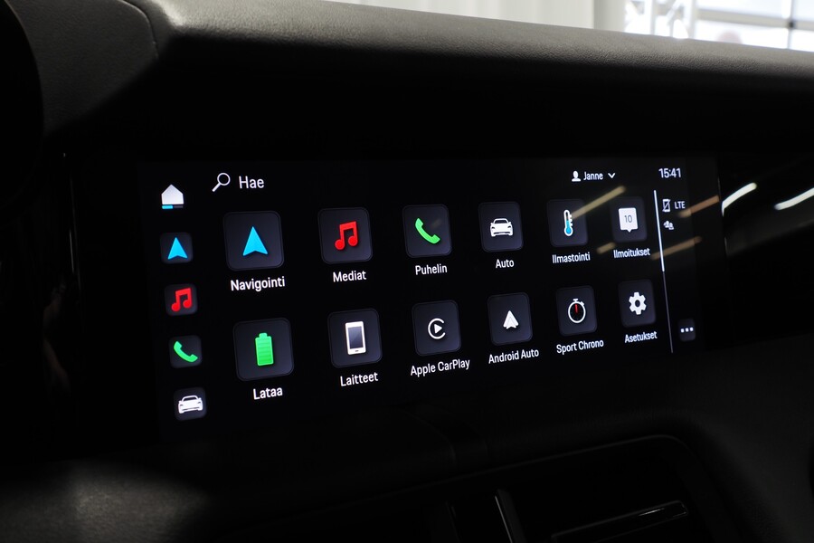 Porsche Taycan vaihtoauto