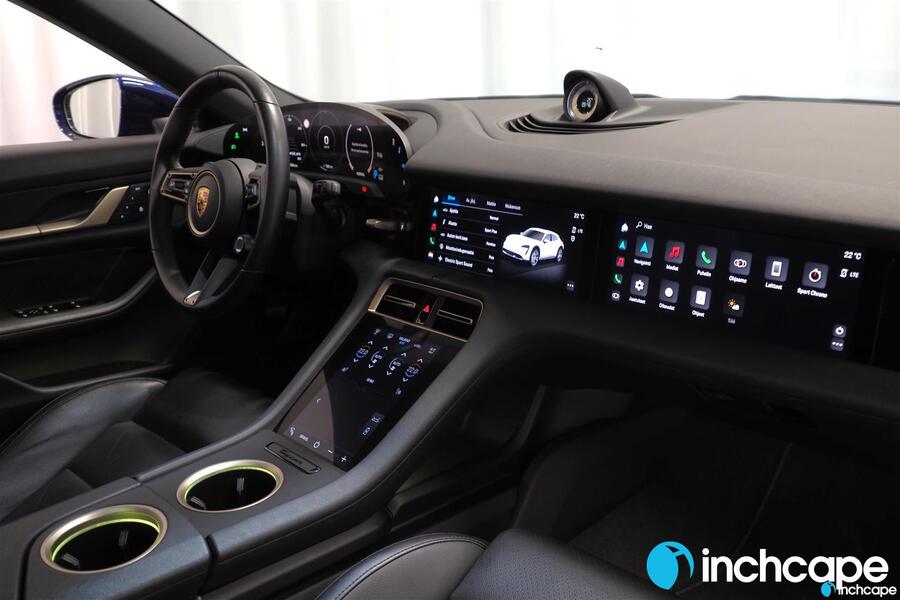 Porsche Taycan vaihtoauto