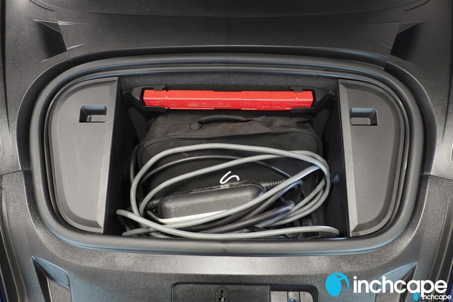 Porsche Taycan vaihtoauto