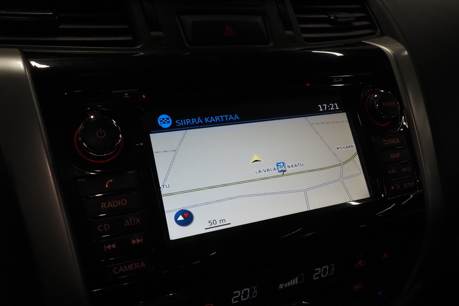 Nissan Navara vaihtoauto