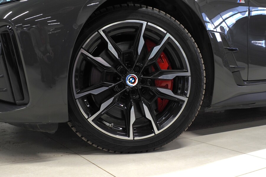 BMW i4 M50 vaihtoauto