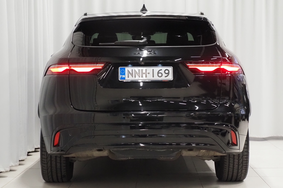 Jaguar F-PACE vaihtoauto