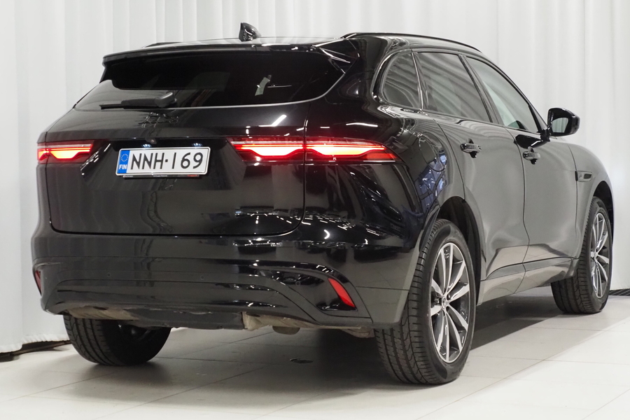 Jaguar F-PACE vaihtoauto