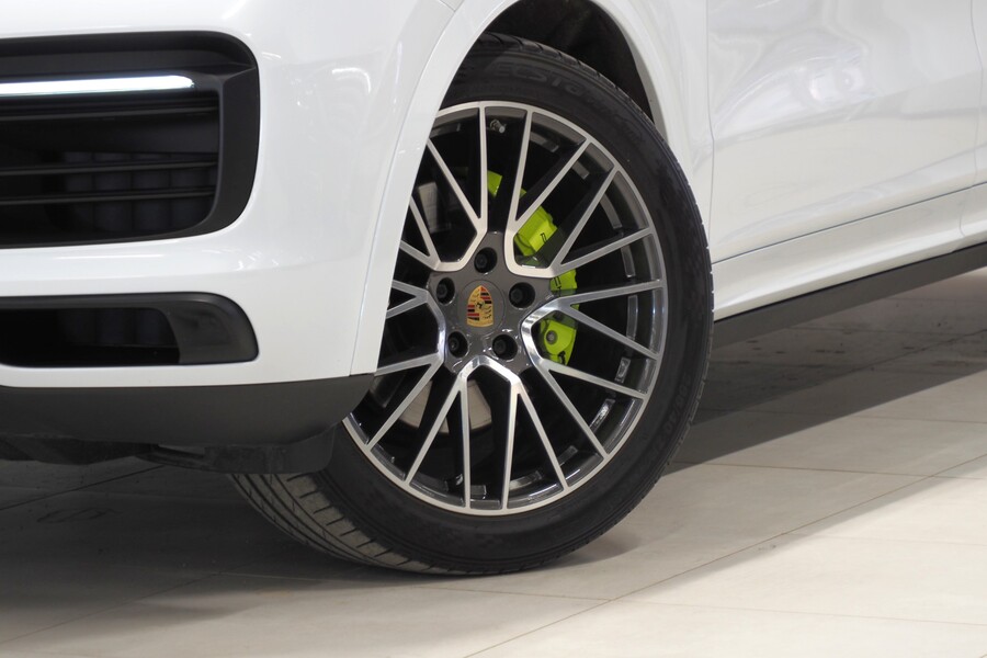 Porsche Cayenne vaihtoauto