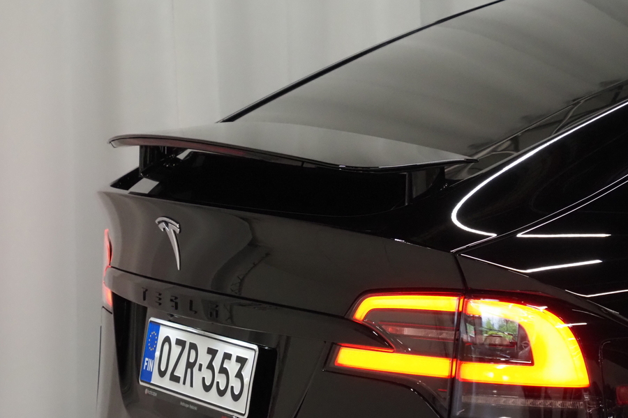 Tesla Model X vaihtoauto