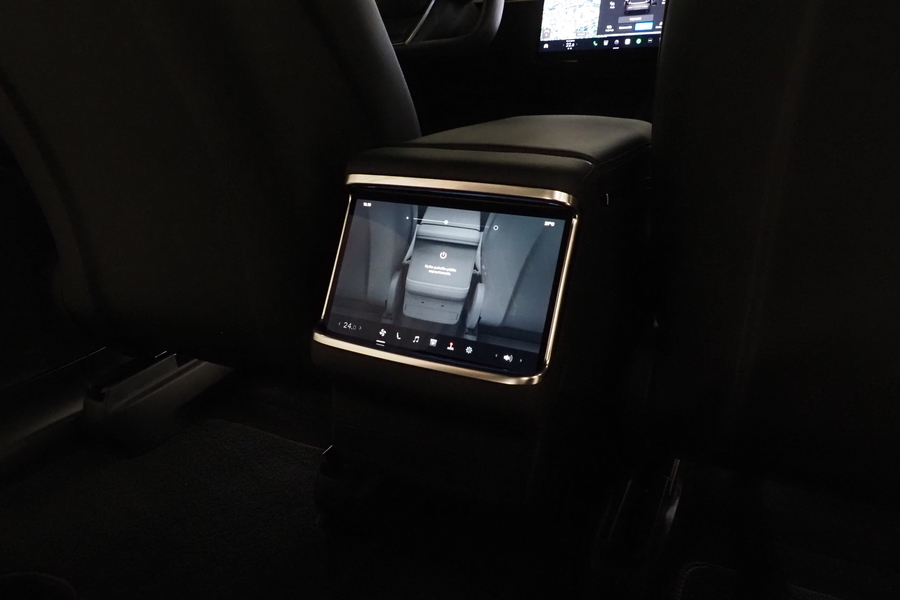 Tesla Model X vaihtoauto