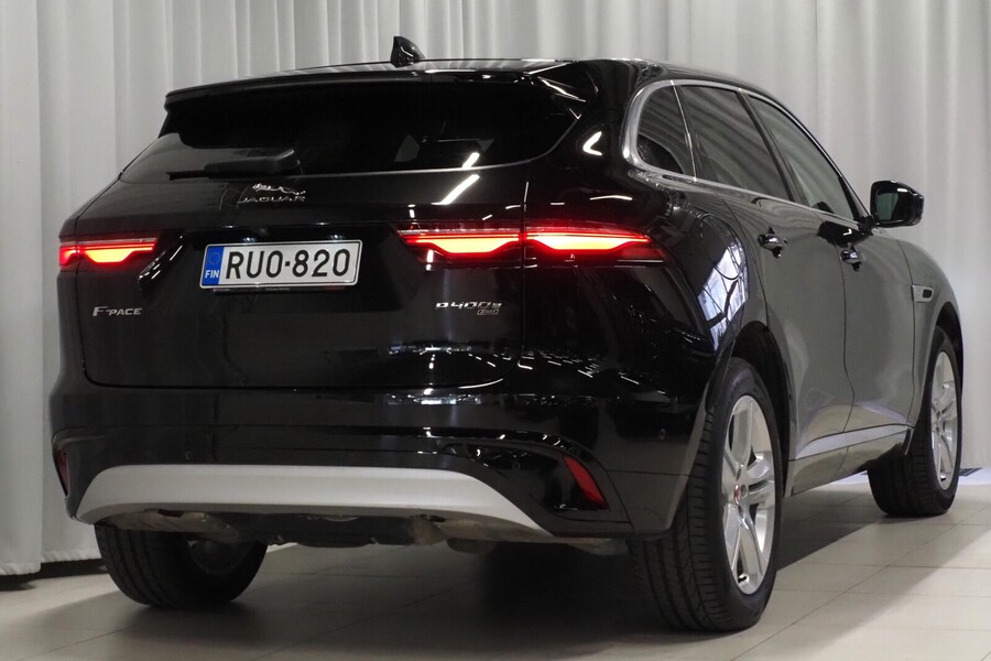 Jaguar F-PACE vaihtoauto