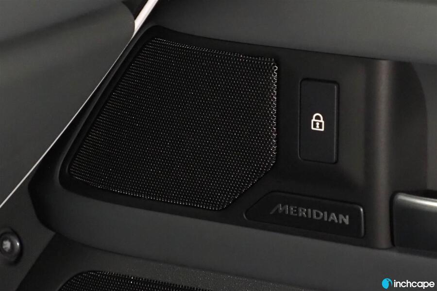 Land Rover Defender vaihtoauto