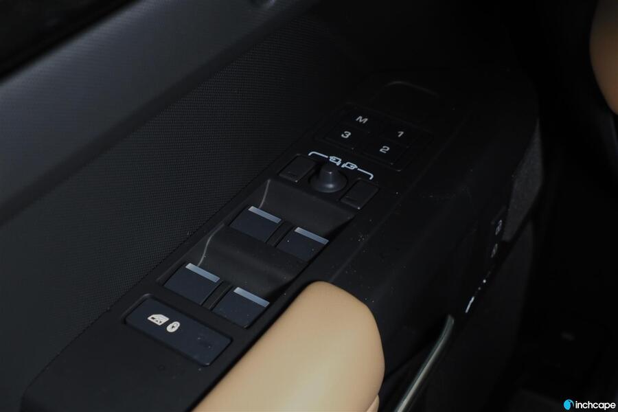 Land Rover Defender vaihtoauto