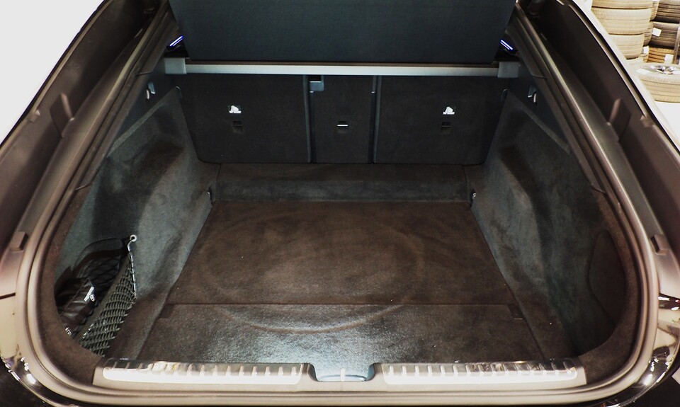 Mercedes-Benz EQS vaihtoauto