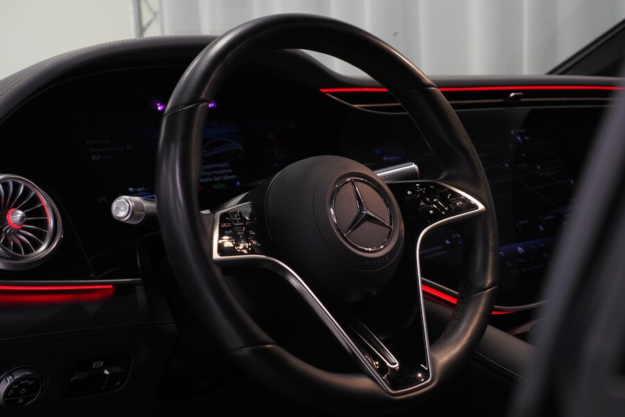 Mercedes-Benz EQS vaihtoauto