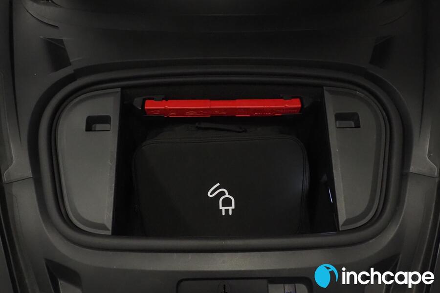 Porsche Taycan vaihtoauto