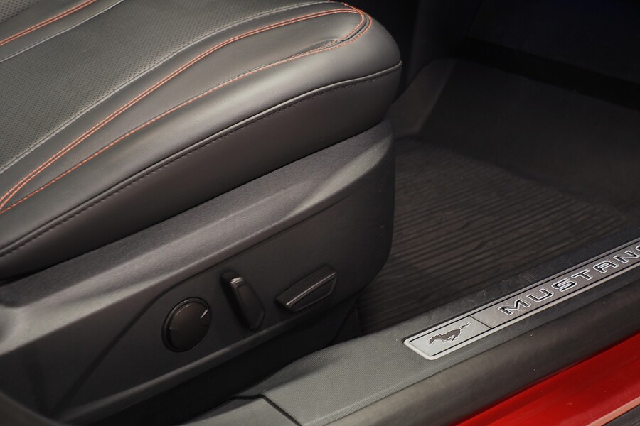 Ford USA Mustang vaihtoauto