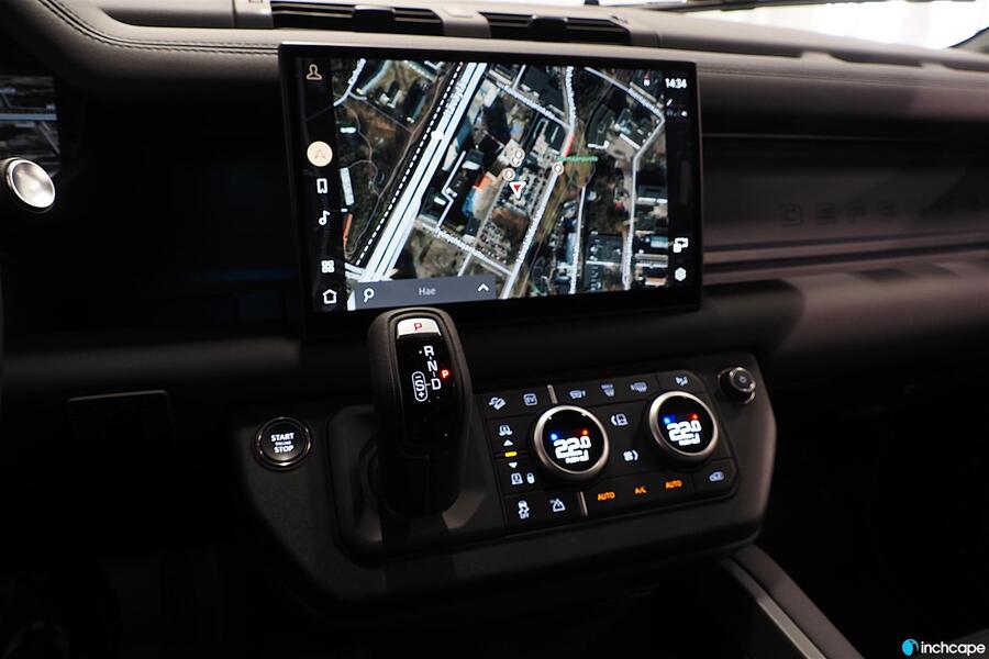 Land Rover Defender vaihtoauto