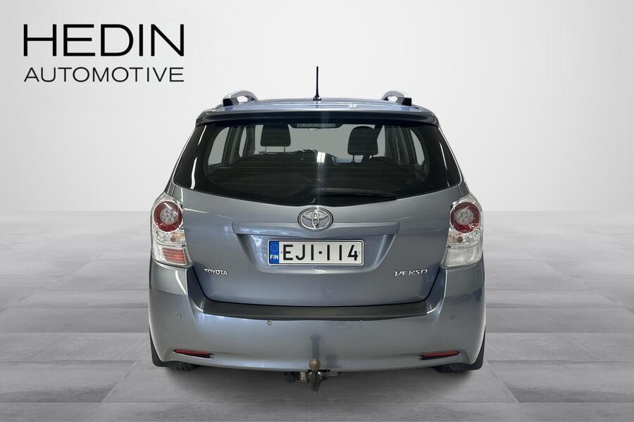 Toyota Verso vaihtoauto