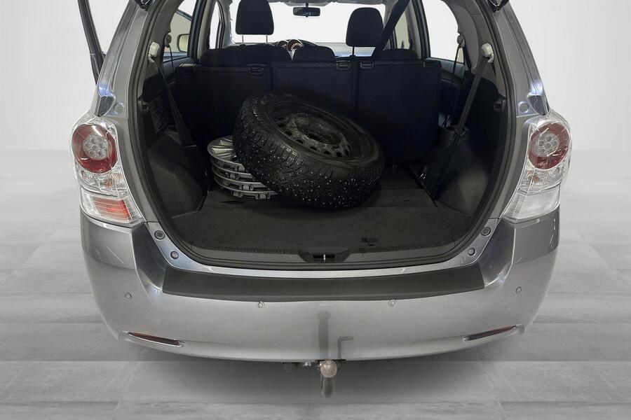 Toyota Verso vaihtoauto