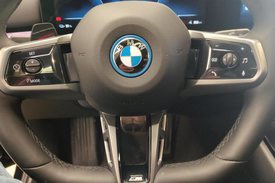 BMW i5 vaihtoauto