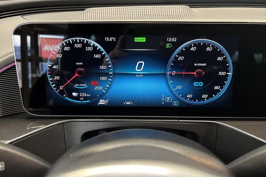 Mercedes-Benz EQC vaihtoauto