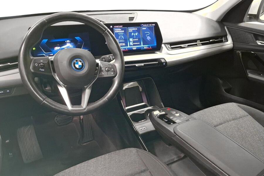 BMW iX1 vaihtoauto