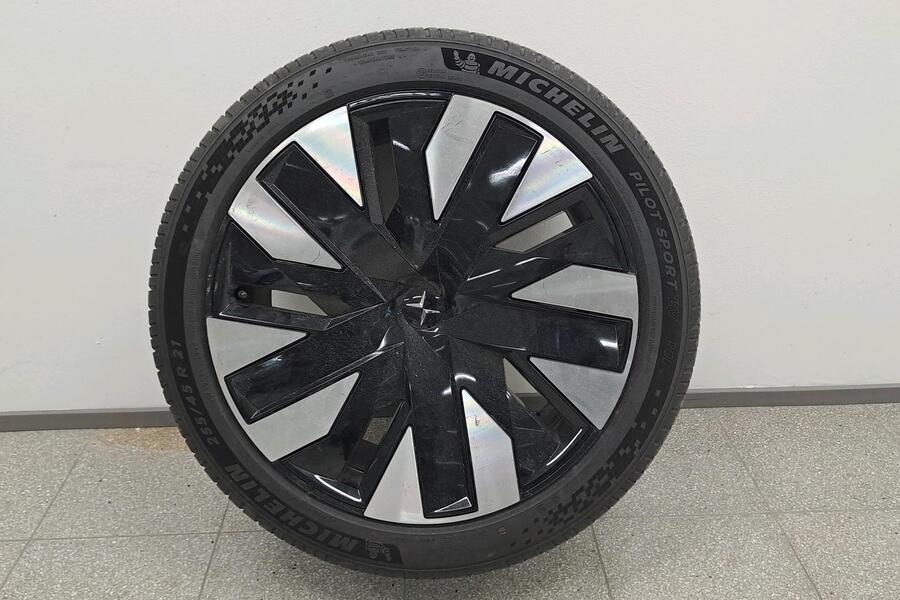 Polestar 4 vaihtoauto