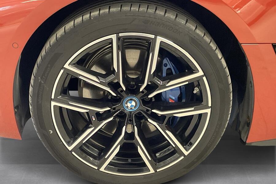 BMW i4 vaihtoauto