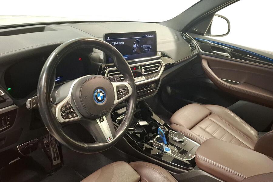BMW iX3 vaihtoauto