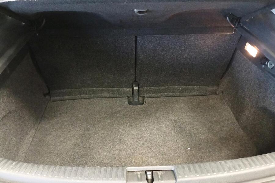 Volkswagen Scirocco vaihtoauto