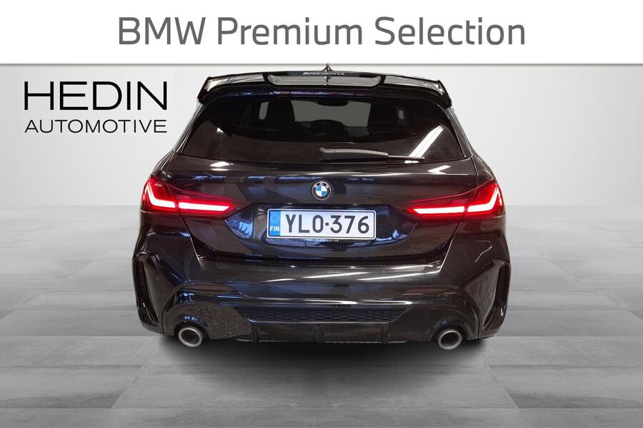 BMW M135i vaihtoauto