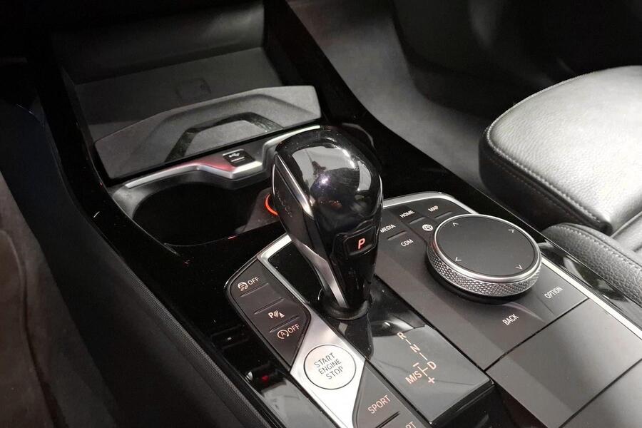 BMW M135i vaihtoauto