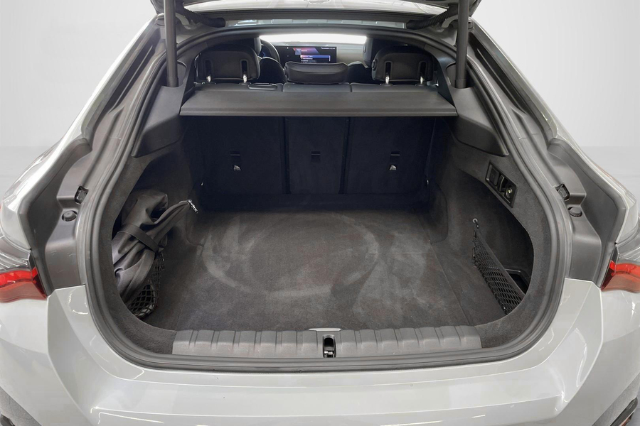 BMW i4 M50 vaihtoauto