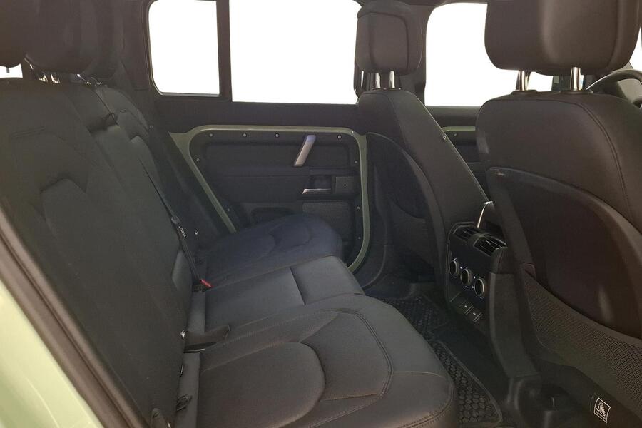 Land Rover Defender vaihtoauto