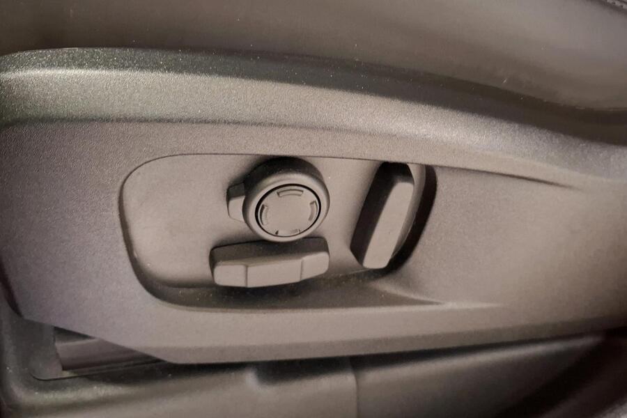 Land Rover Defender vaihtoauto