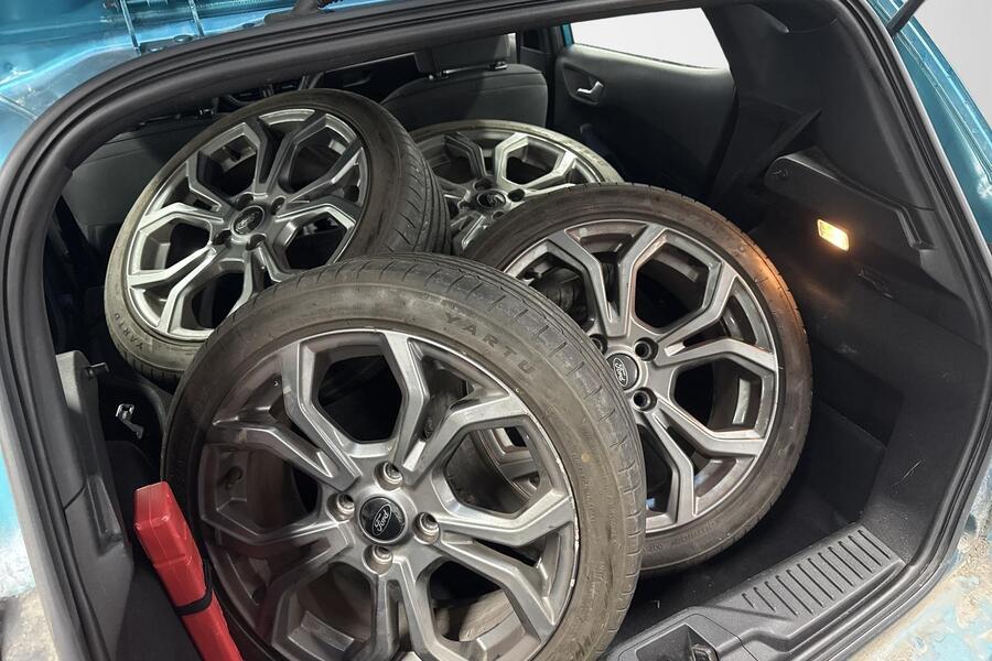 Ford Fiesta vaihtoauto