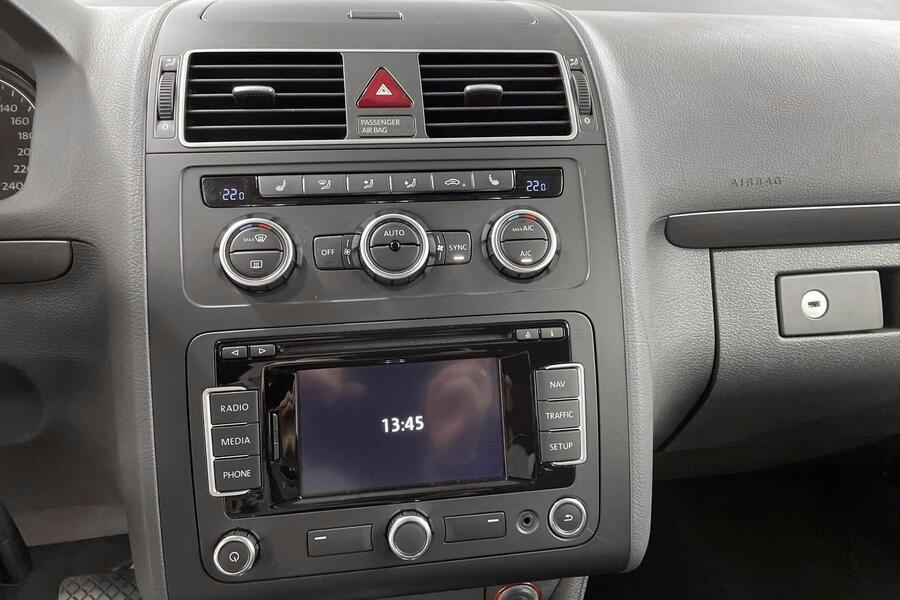 Volkswagen Touran vaihtoauto