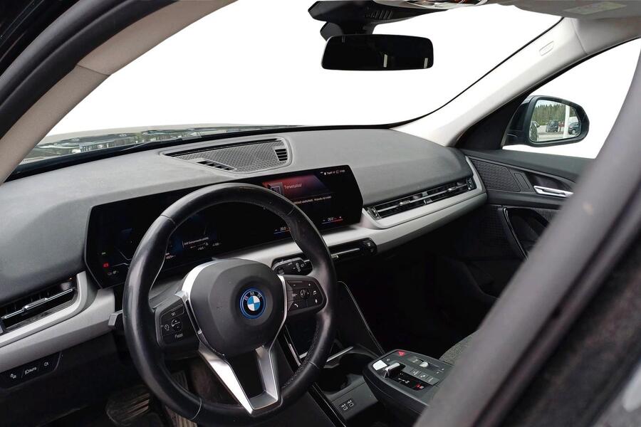 BMW iX1 vaihtoauto