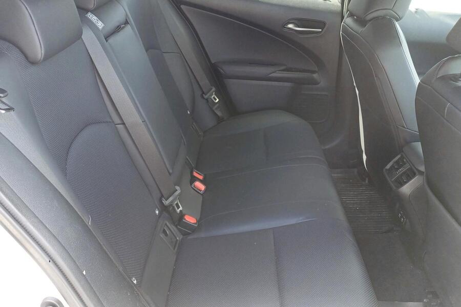 Lexus UX vaihtoauto