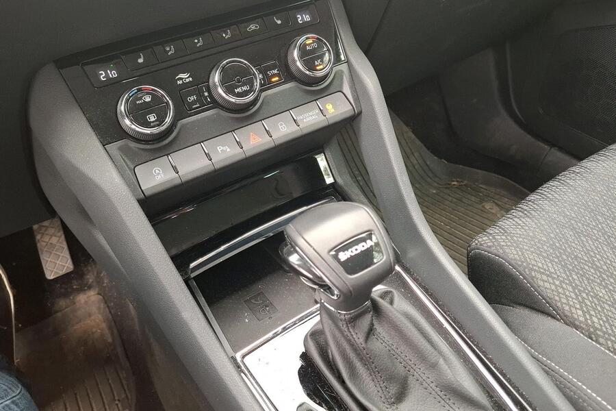Skoda Karoq vaihtoauto