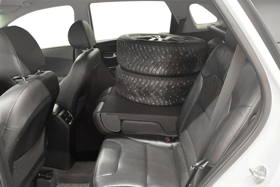 Kia Niro plug-in vaihtoauto