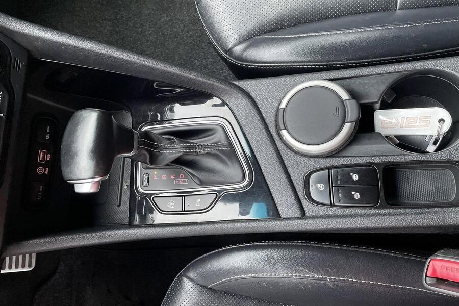 Kia Niro plug-in vaihtoauto