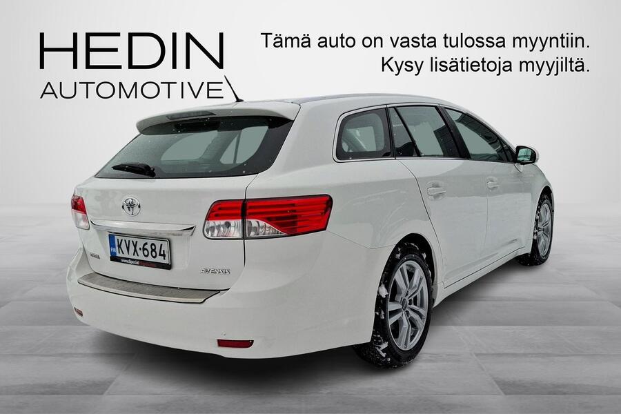 Toyota Avensis vaihtoauto