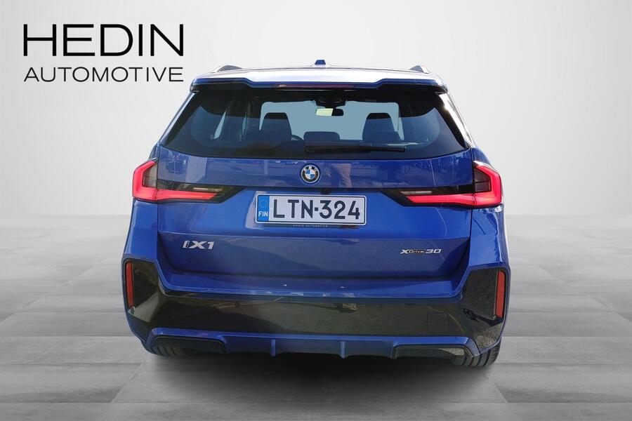 BMW iX1 vaihtoauto