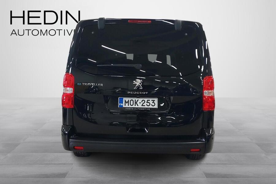 Peugeot e-Traveller vaihtoauto