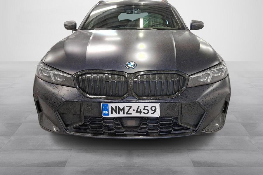 BMW 330 vaihtoauto