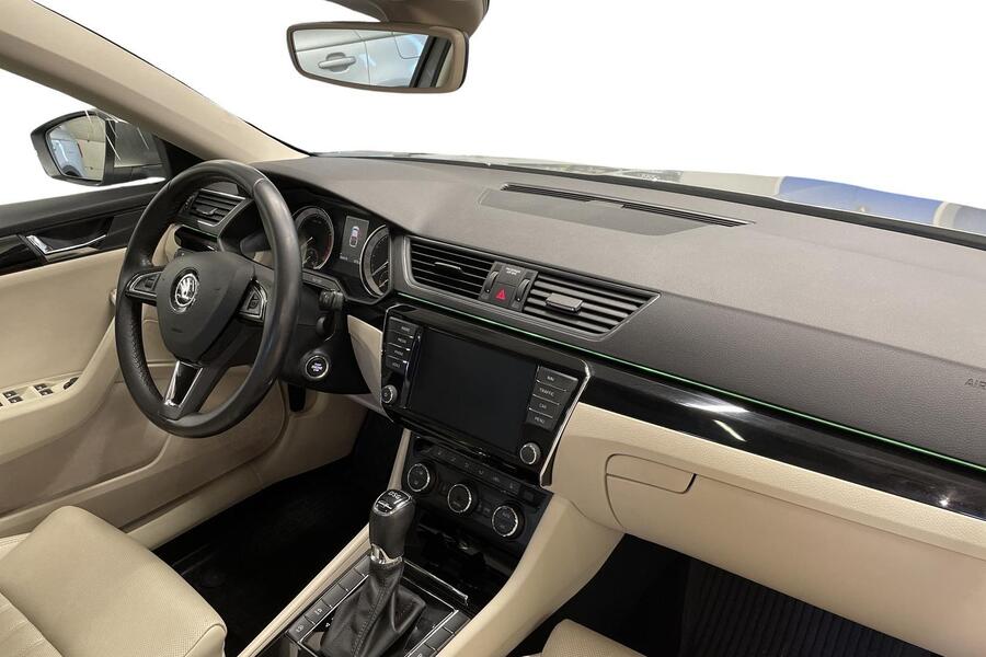 Skoda Superb vaihtoauto