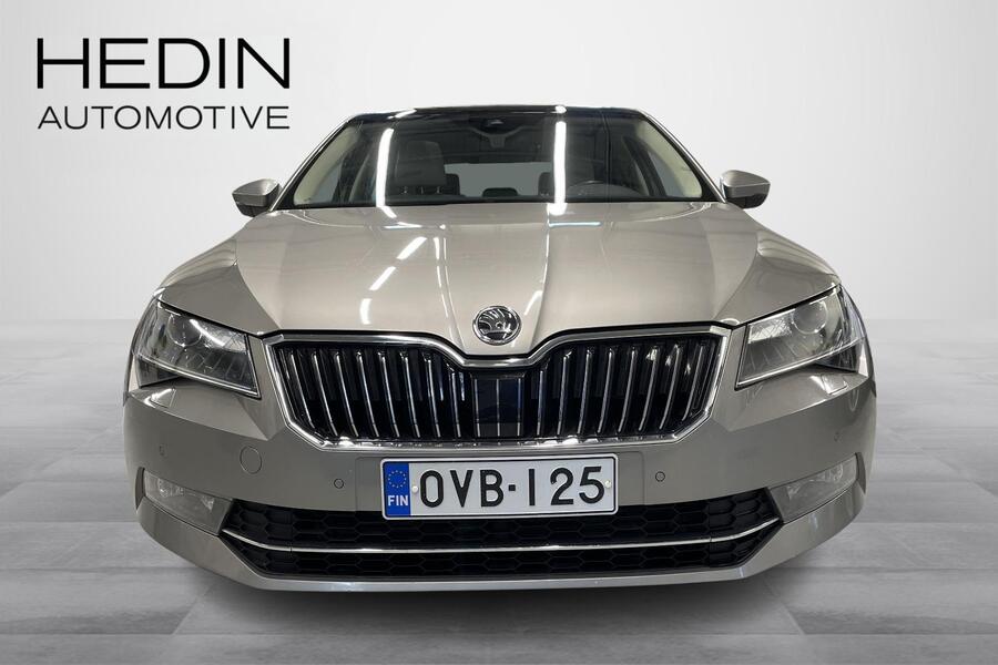 Skoda Superb vaihtoauto